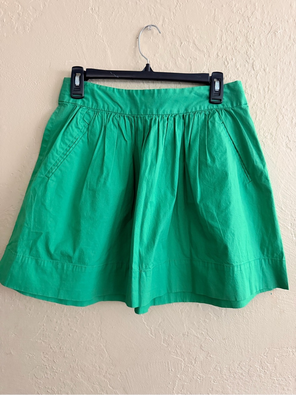 Banana Republic Bright Green Pleated Mini Skirt with Pockets